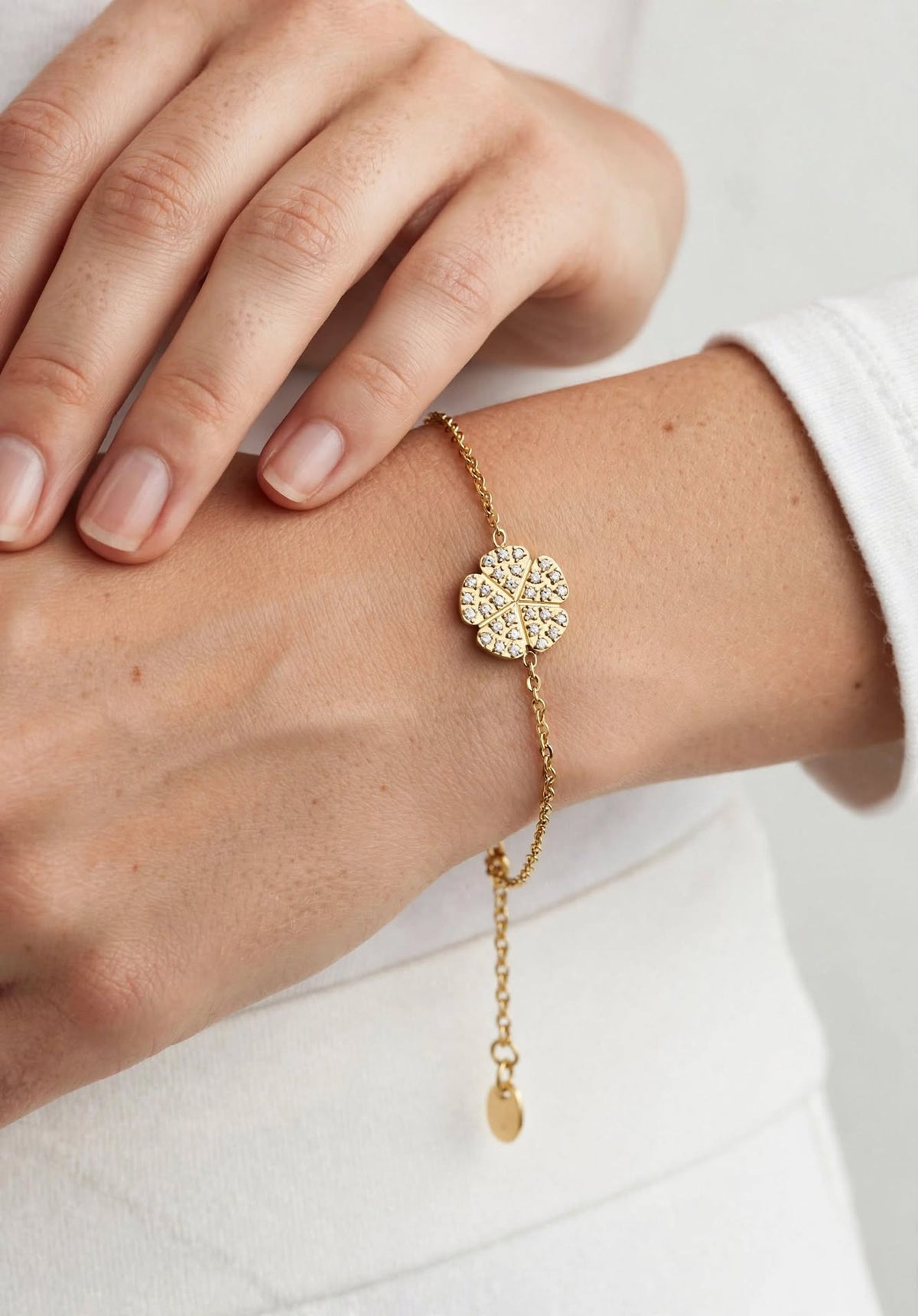 Flower Pave Gold Bracelet